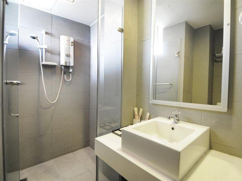 Celyn City Hotel Kota Kinabalu Eksteriør bilde
